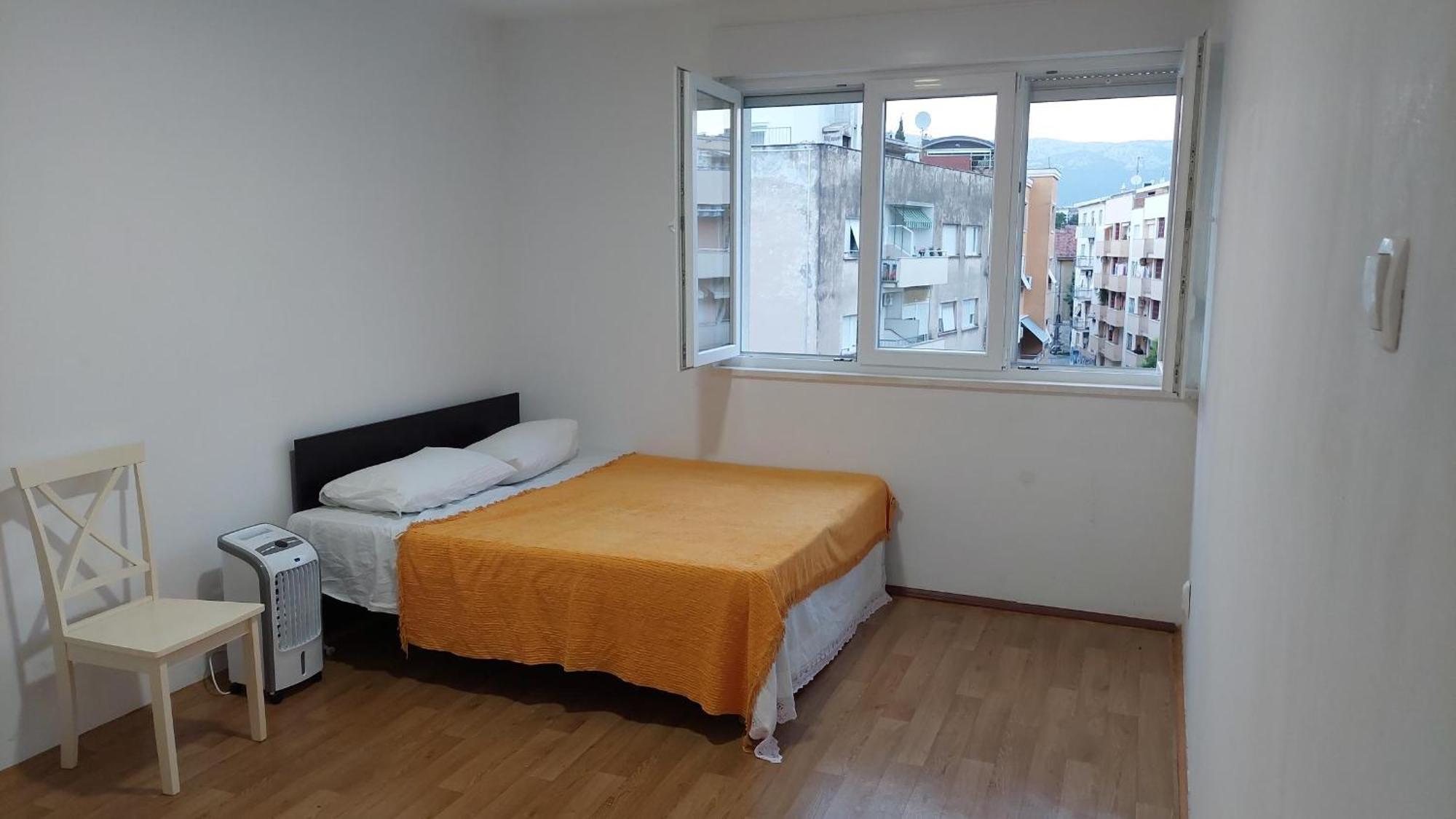 Room With Private Toilet And Terrace In City Center In Shared Apartment Split Exterior foto